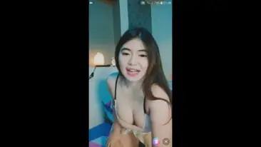 Streamer Lincah Mainin Lubang Hot Bikin Ketagihan